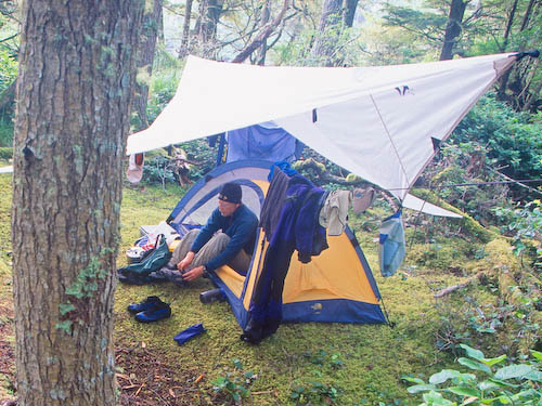 Still dry after many days of rain (note clothes line under tarp)