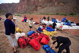 Loading gear took about 20 minutes, max.